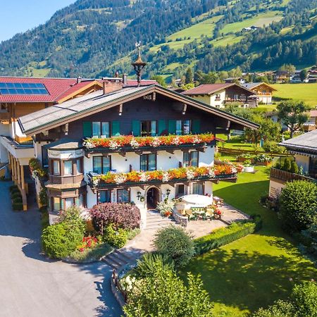 Landhaus & Appartementhaus Haussteiner Dorfgastein Exteriör bild