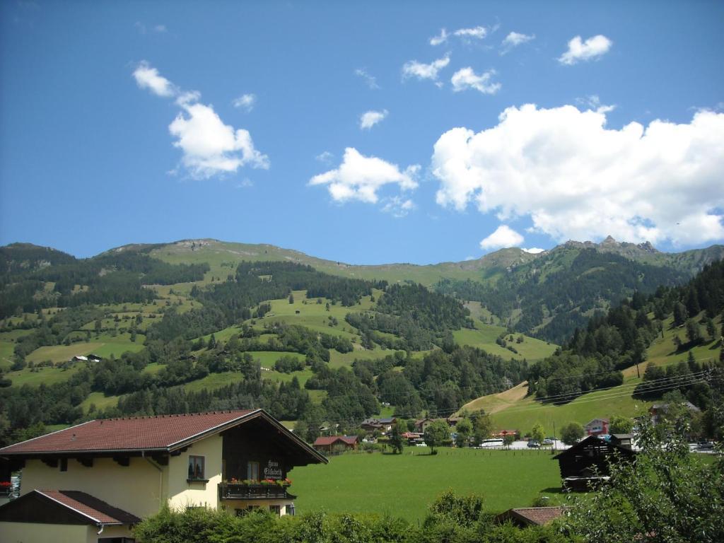 Landhaus & Appartementhaus Haussteiner Dorfgastein Rum bild