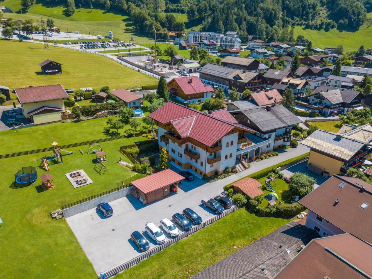 Landhaus & Appartementhaus Haussteiner Dorfgastein Exteriör bild